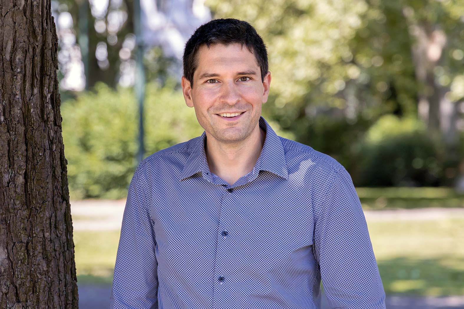 HNO Arzt Graz St. Leonhard Doktor Bernd Höller Hals Nasen Ohren Wahlarzt Portrait